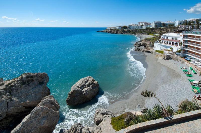 Atico Jimena Granada En El Centro De Nerja Apartment ภายนอก รูปภาพ